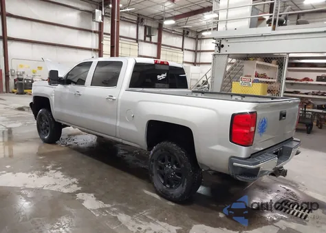 2015 Chevrolet Silverado 2500Hd Ltz from USA, damaged, VIN 1GC1KWE85FF566113